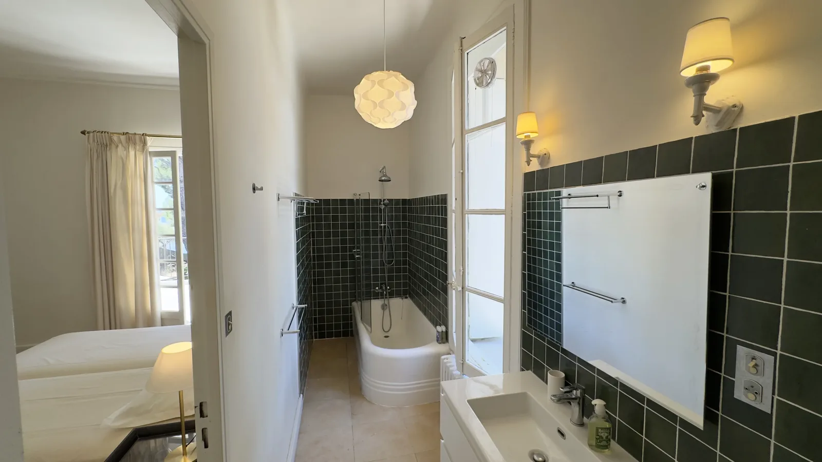 Salle de bain de l'étage