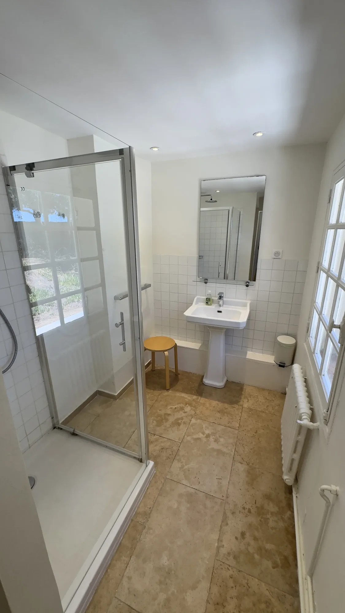Salle de bain du rez-de-chaussée