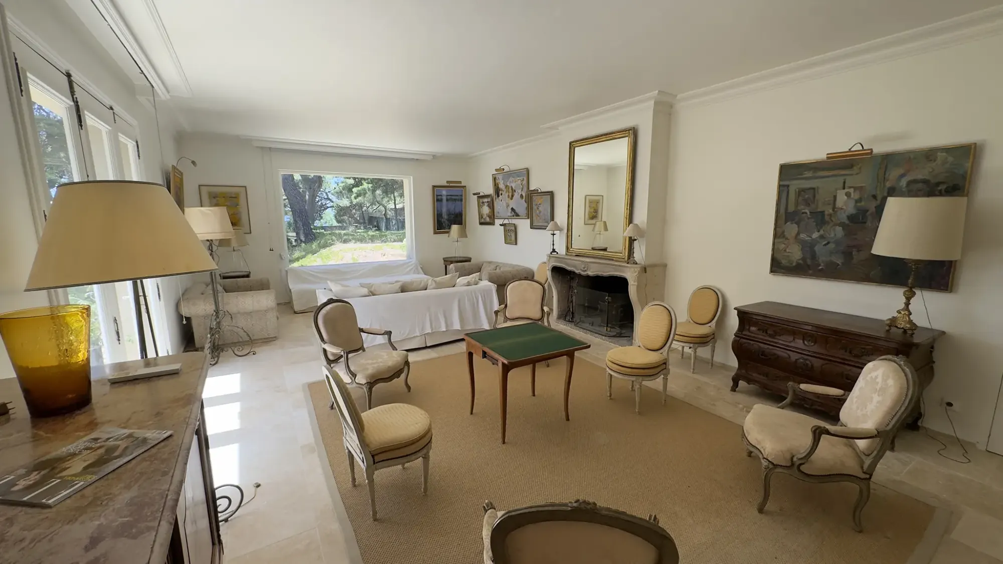 Le grand salon de La Bergerie