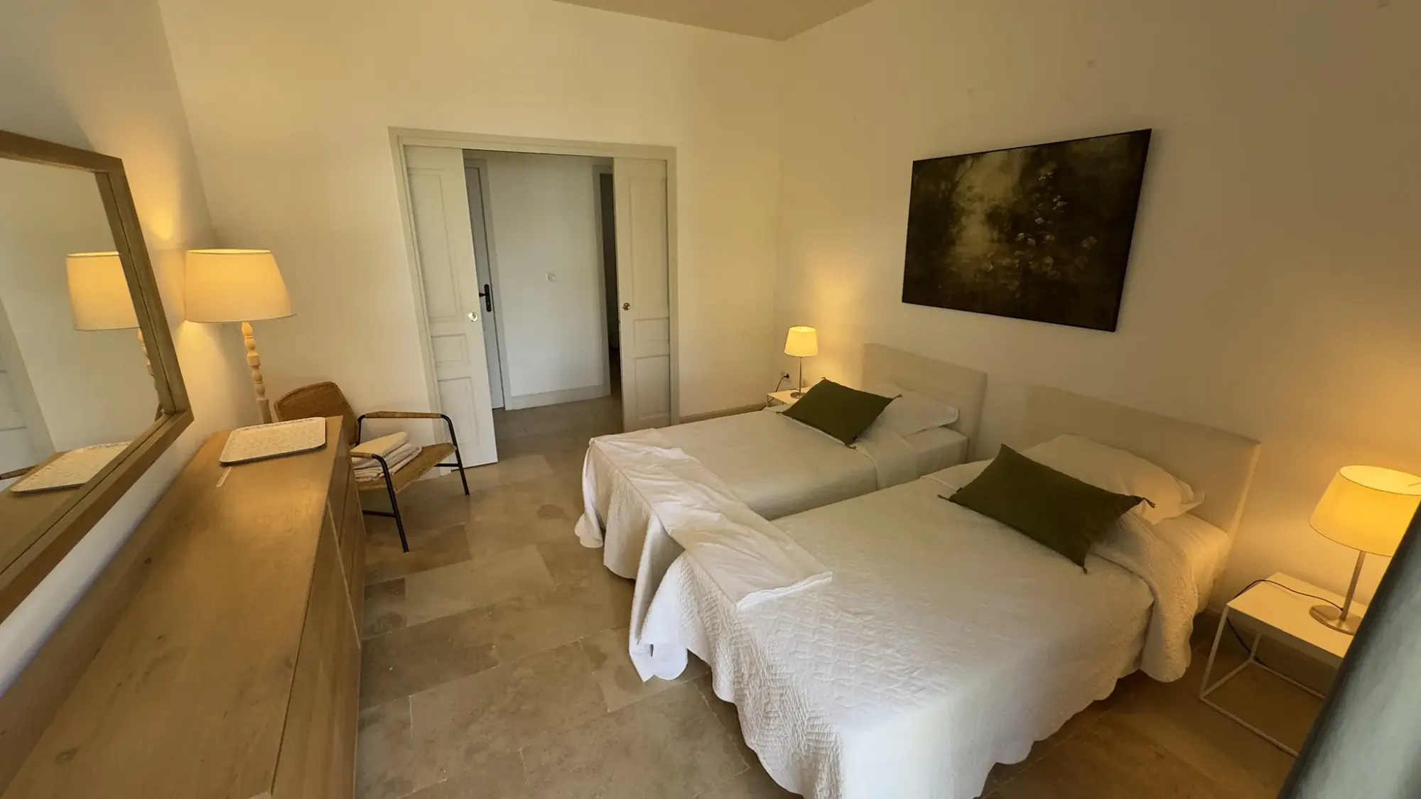 Bedrooms and bathrooms at La Bergerie de l'Étang