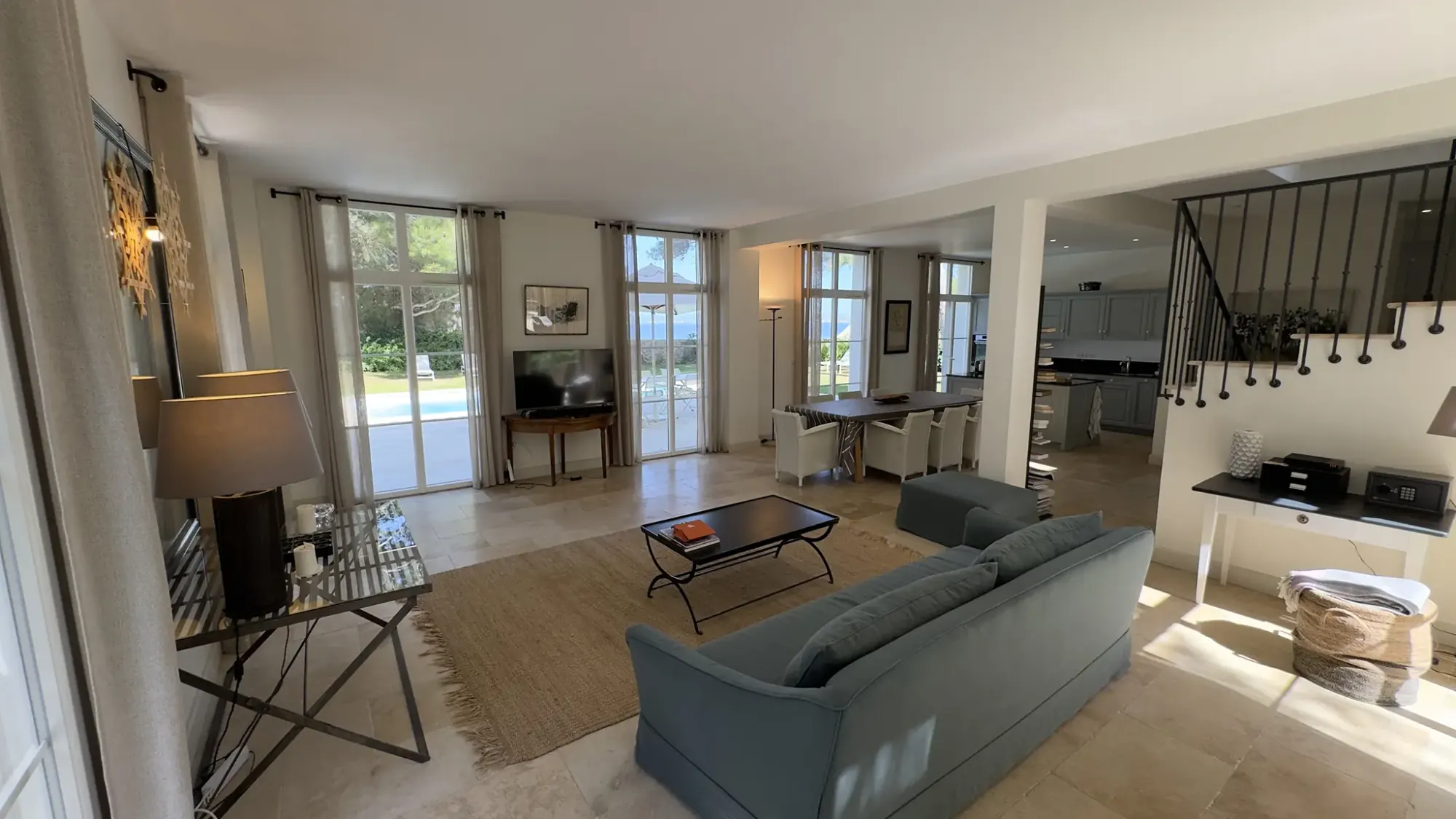 The living spaces at La Bergerie de l'Étang