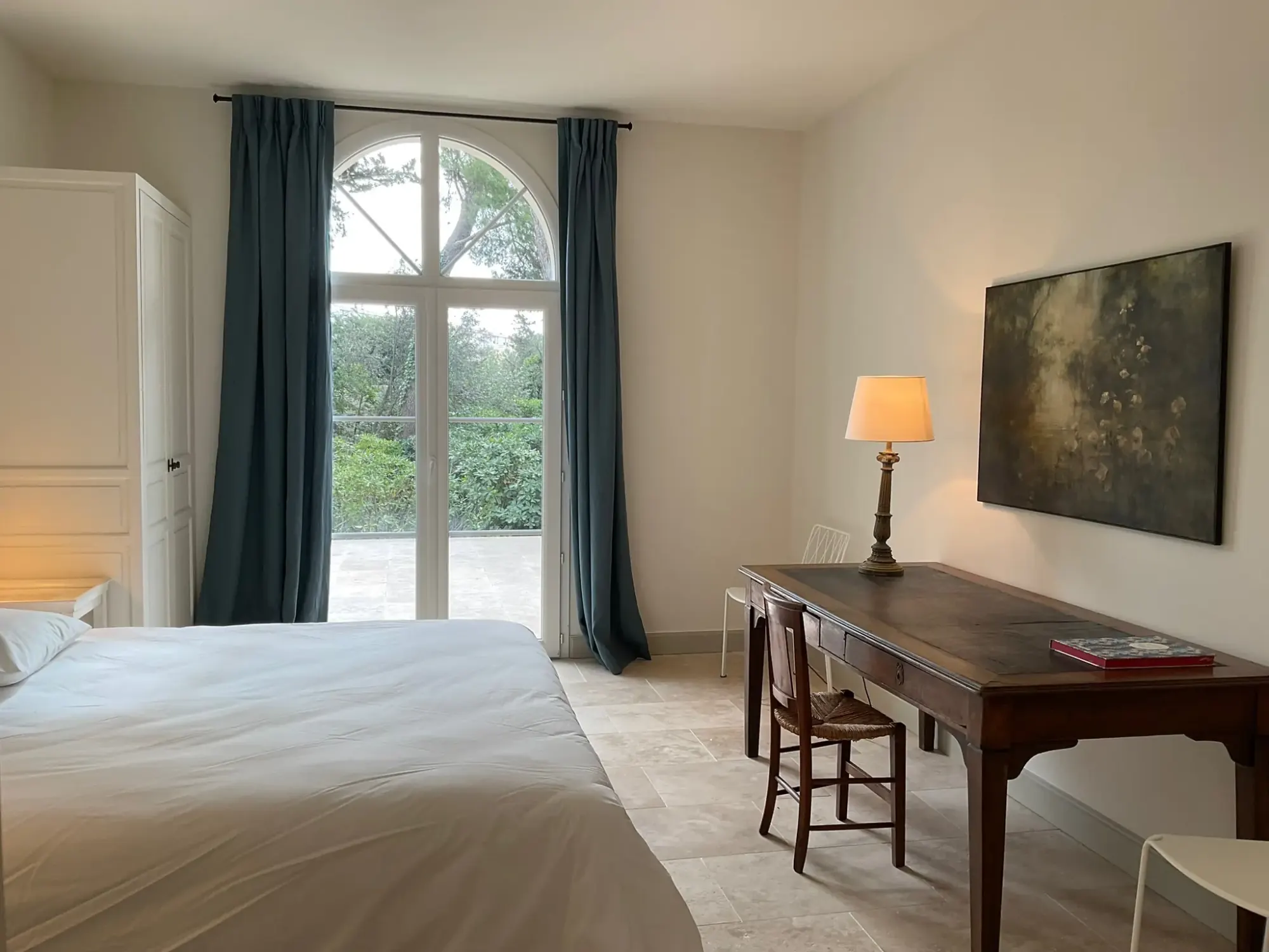 Chambres et salles de bain de La Bergerie du Parc