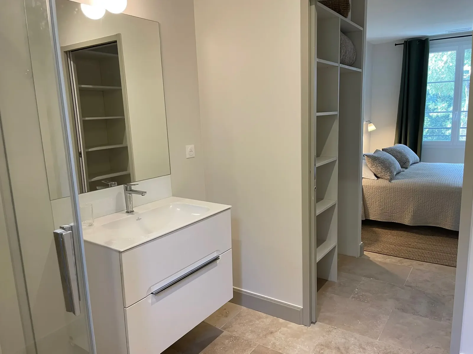 Bedrooms and bathrooms at La Bergerie du parc