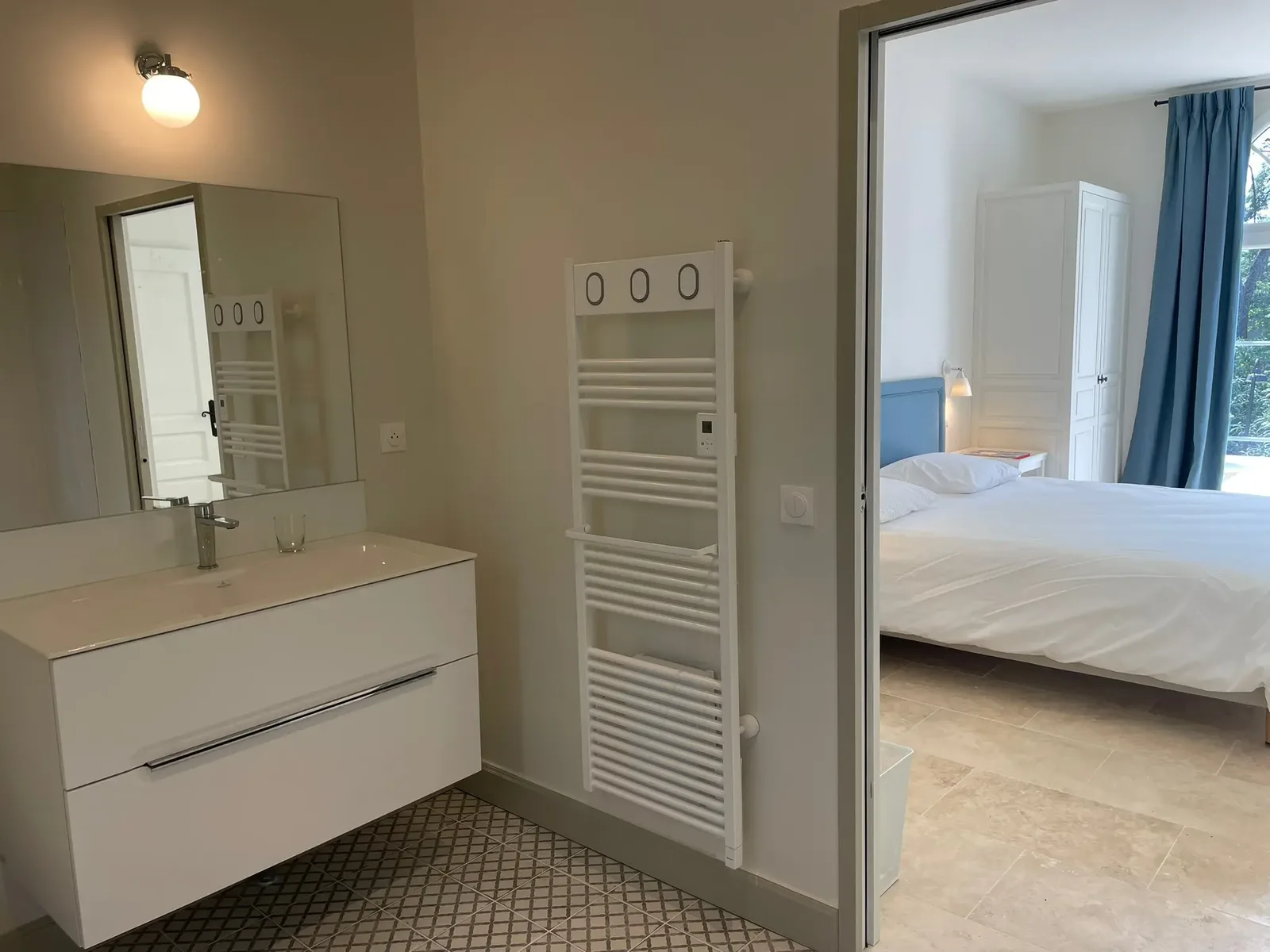 Bedrooms and bathrooms at La Bergerie du parc